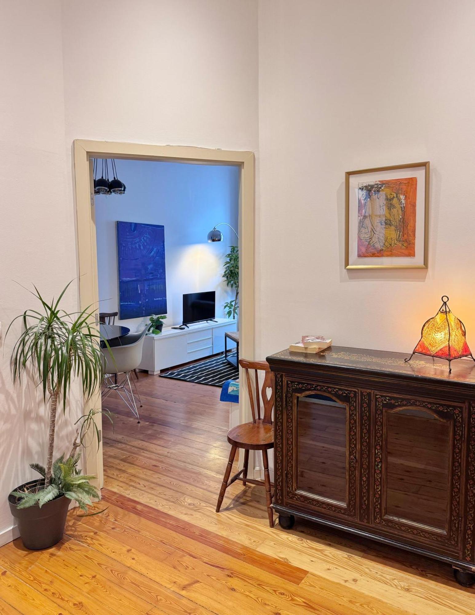 One-Bedroom Apartment City View